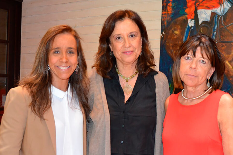 Carolina Dell’Oro realiza charla a Voluntarias